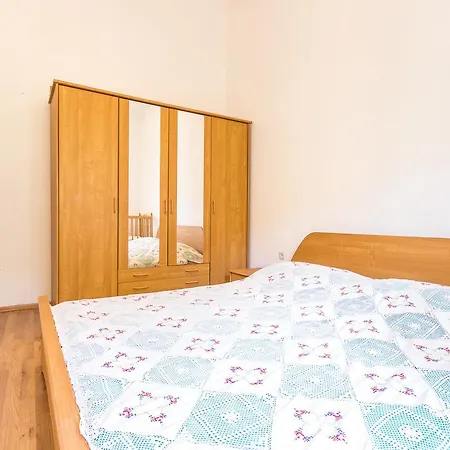 Apartment Ruic *